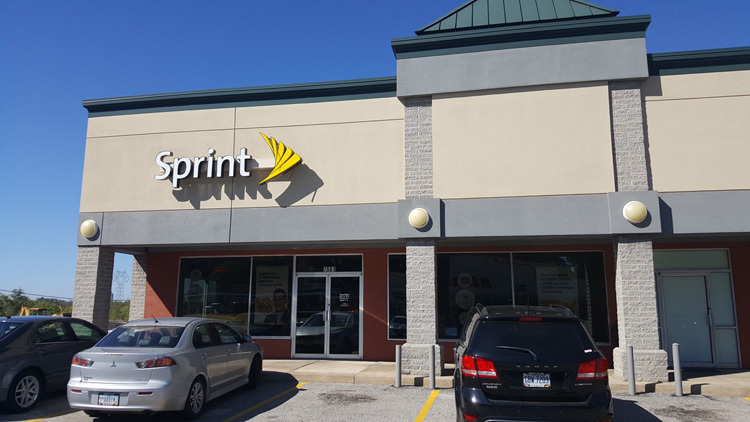 Retail Space Available - Mentor, Ohio 44060